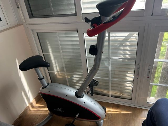 Bicicletta stazionaria 