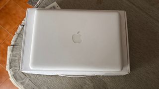 Macbook blanco 2009 A1342