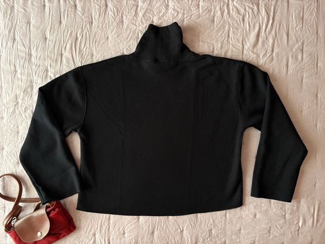 Jersey cuello alto negro Zara