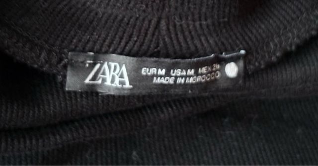 Jersey cuello alto negro Zara
