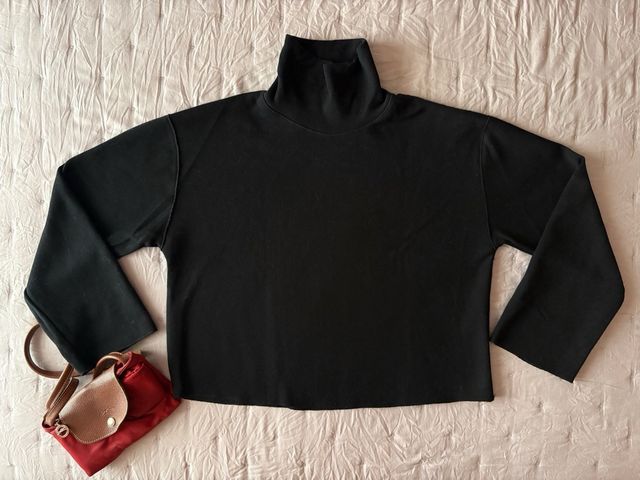 Jersey cuello alto negro Zara