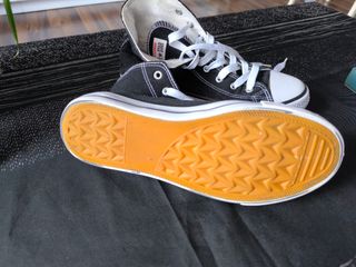 Zapatilla de bota