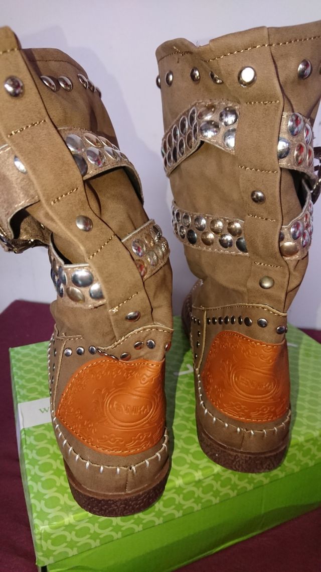 Botas rockeras Jenika