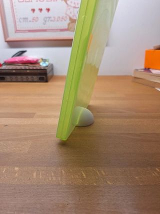 Stand porta giochi - Game Holder