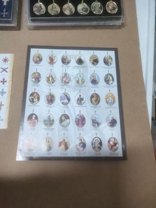 Colección cruces y medallas