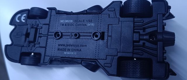 Coche miniatura Batman Batmovil