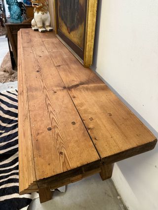 Consola de gran tamaño.