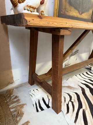 Consola de gran tamaño.