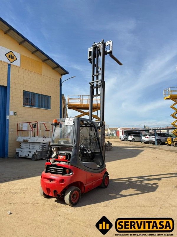 CARRETILLA ELEVADORA LINDE H18D-03