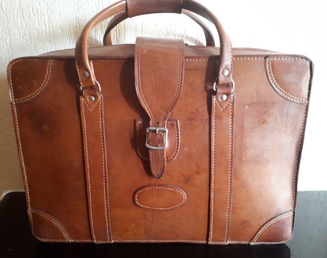 Linda mala de couro antigo vintage