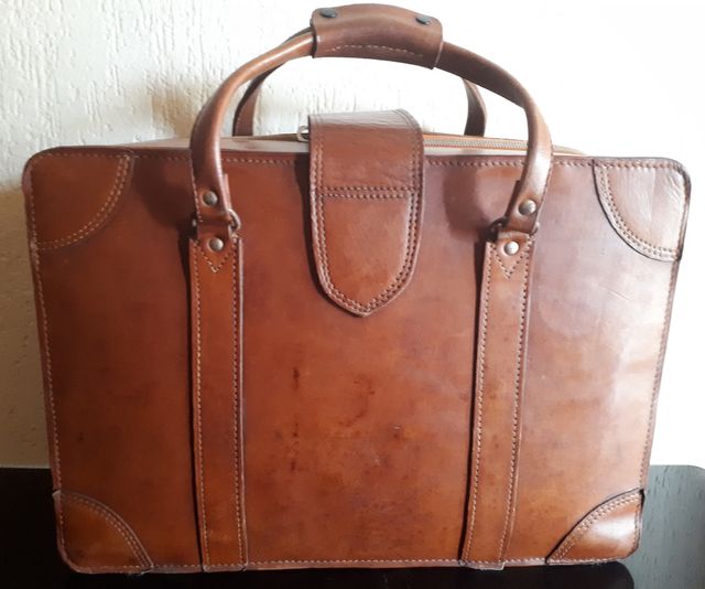 Linda mala de couro antigo vintage