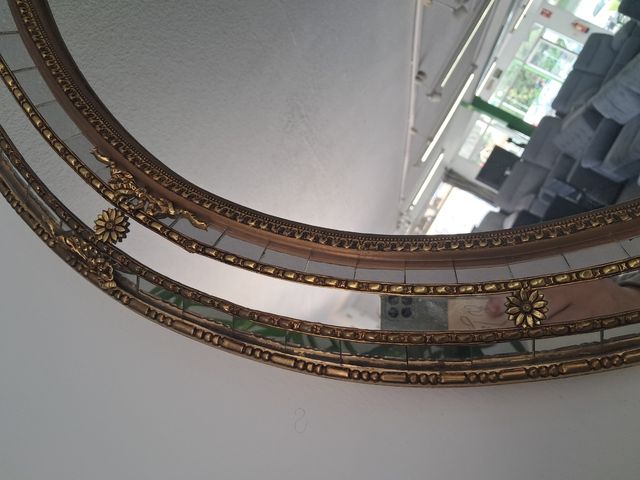 Espejo antiguo ovalado