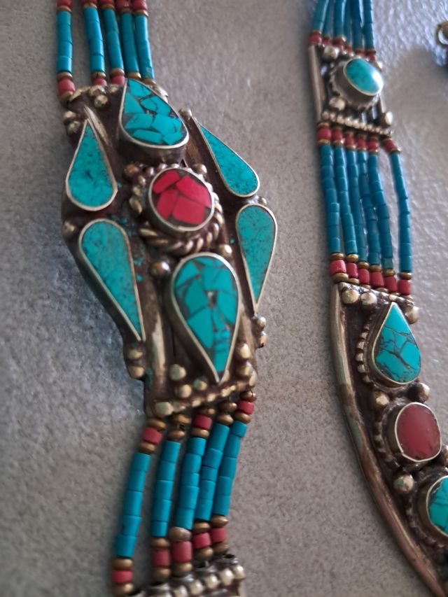 Parure etnica tibetana