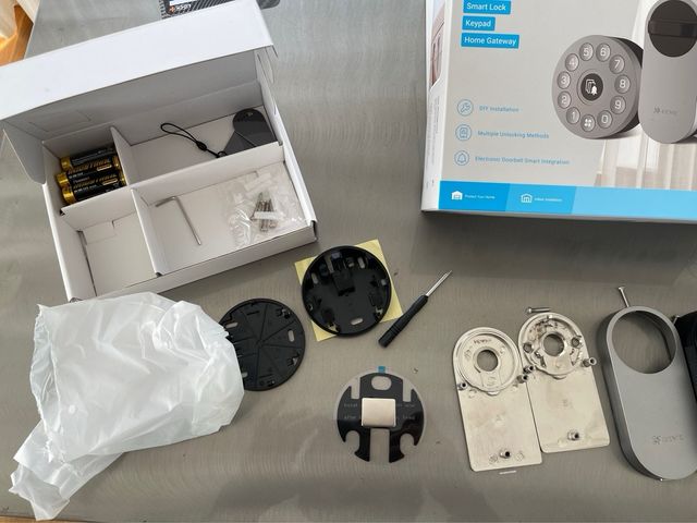 Cerradura inteligente EZVIZ DL01S