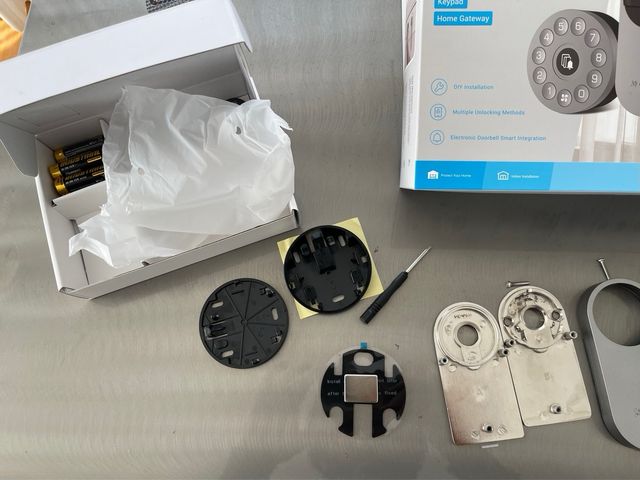 Cerradura inteligente EZVIZ DL01S