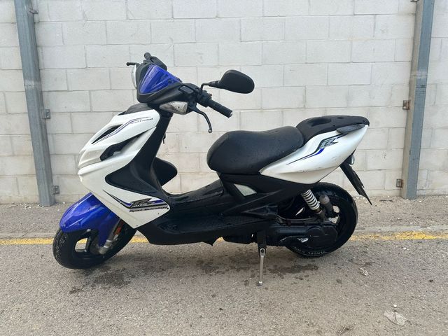 Yamaha aerox