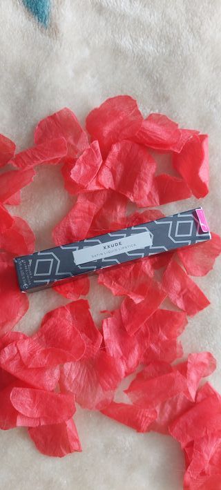 Pintalabios rosa fucsia fijo mate x revolution