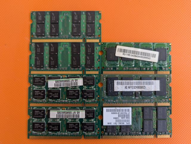 Lote 7 modulos 2gb DDR2 de portatil