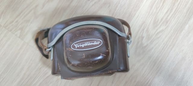 Cámara de época Vöigtlander