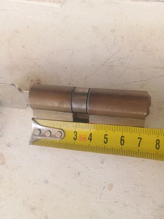 cerradura de seguridad,bombin Ezkurra/Uce