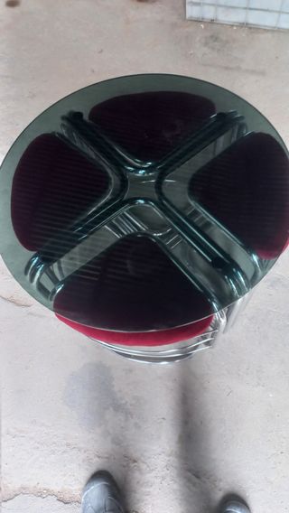 Tavolo in acciaio inox con 4 sedie