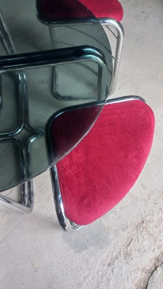 Tavolo in acciaio inox con 4 sedie