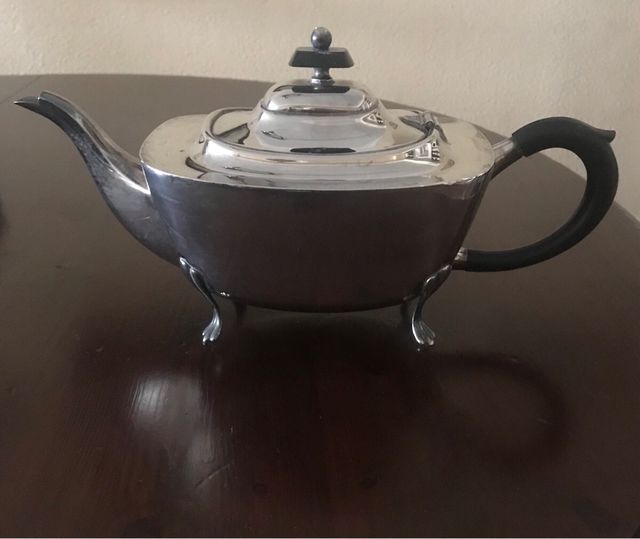 Juego café 3 piezas estilo modernista de alpaca