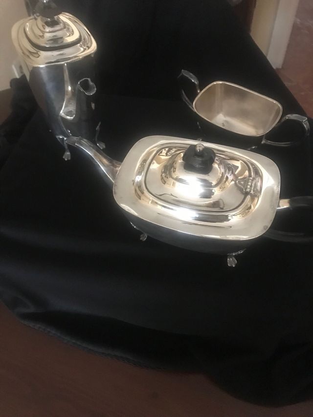 Juego café 3 piezas estilo modernista de alpaca