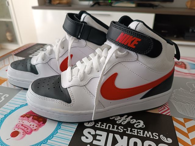 Nike Court Borough Mid 2