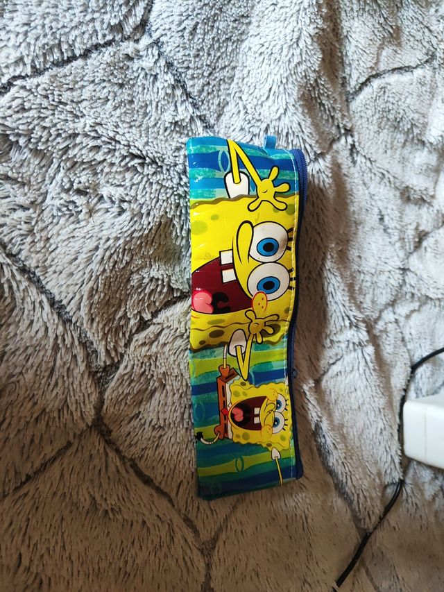 Estuche antiguo de Bob esponja