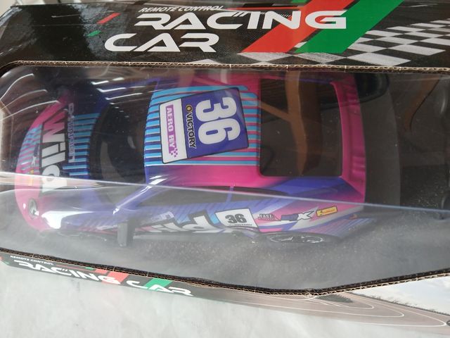 Coche con mando a distancia