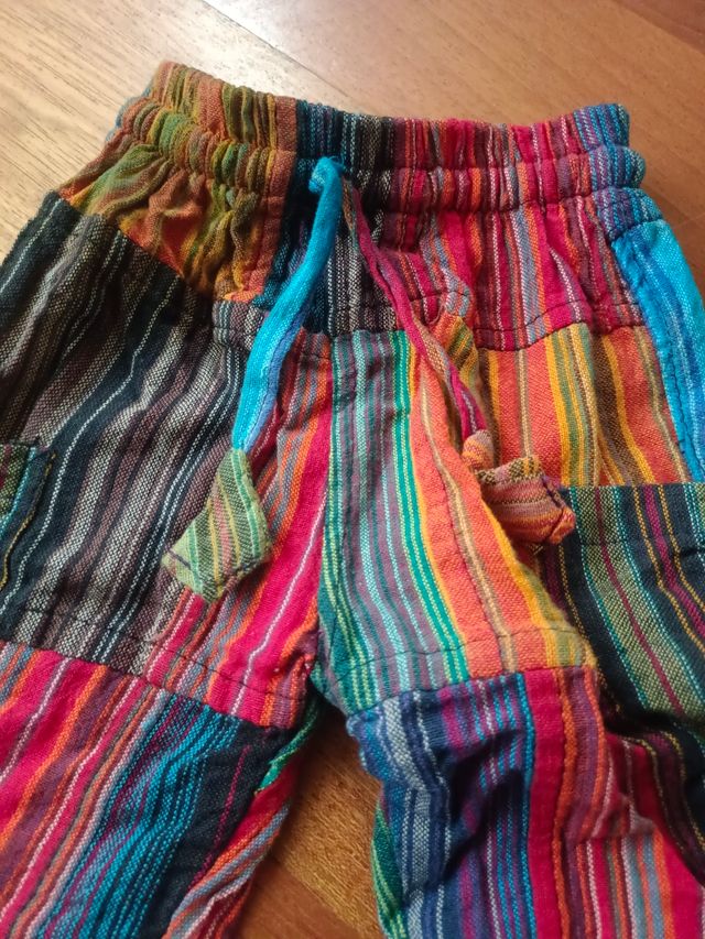 Pantalones hippie bebe