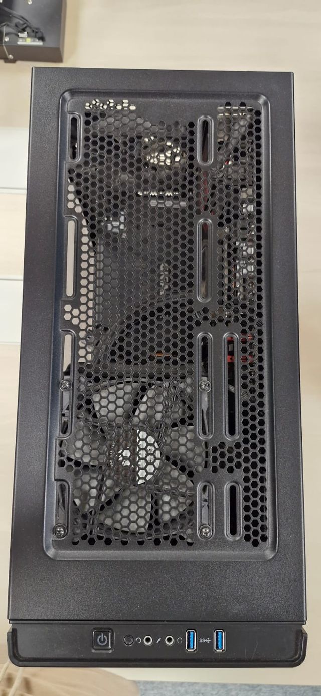 PC - Intel i7 / GTX 1060 / 16GB R