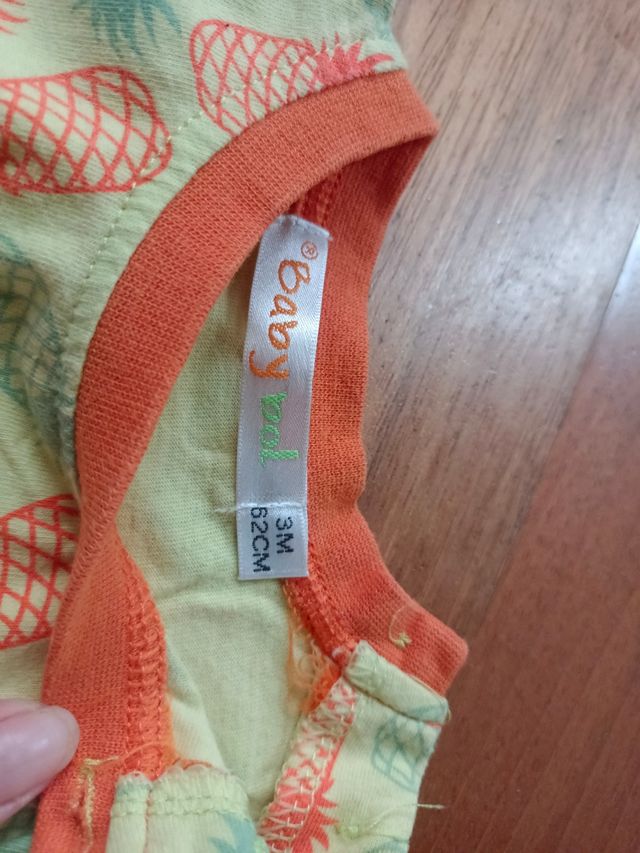 Conjunto pantalón y camiseta bebe