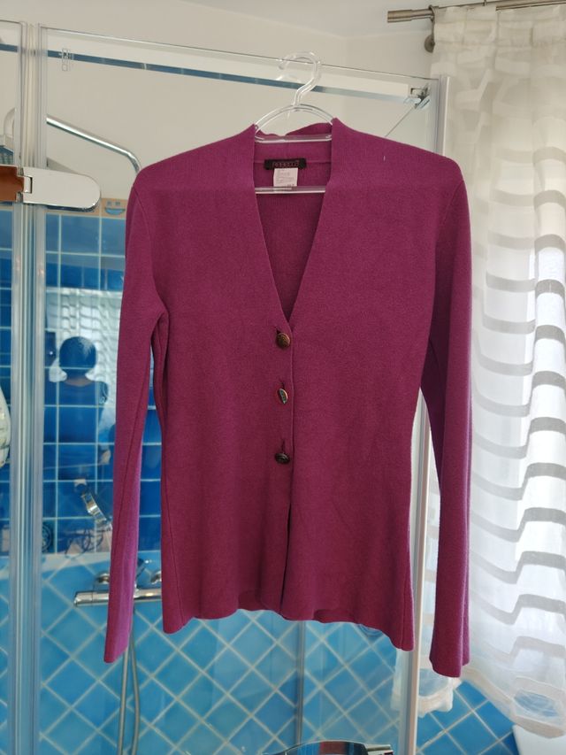 Cardigan sagomato fucsia 