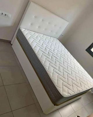 Canapé canapé canapé