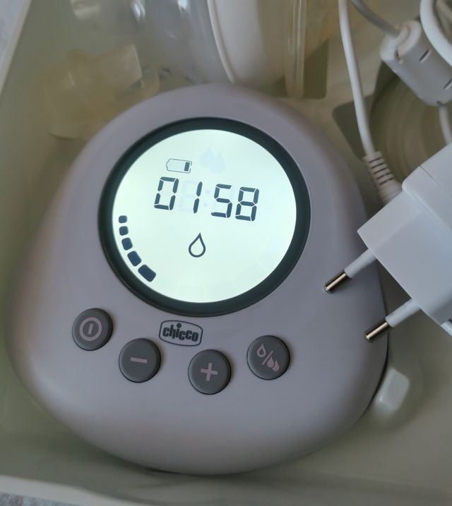 Tiralatte elettrico Chicco batterie ed elettricità