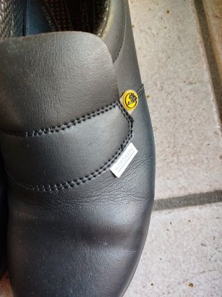 Scarpe da lavoro antinfortunistiche,omaggio:calzin