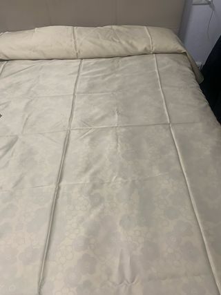 Colcha 265x190 cm aprox