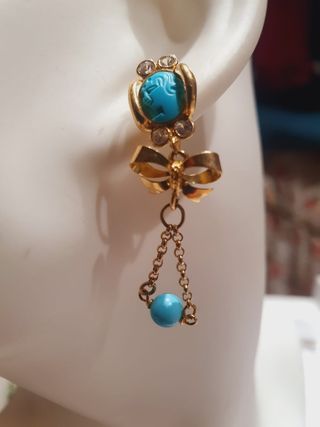 Pendientes de oro de 18 kilates