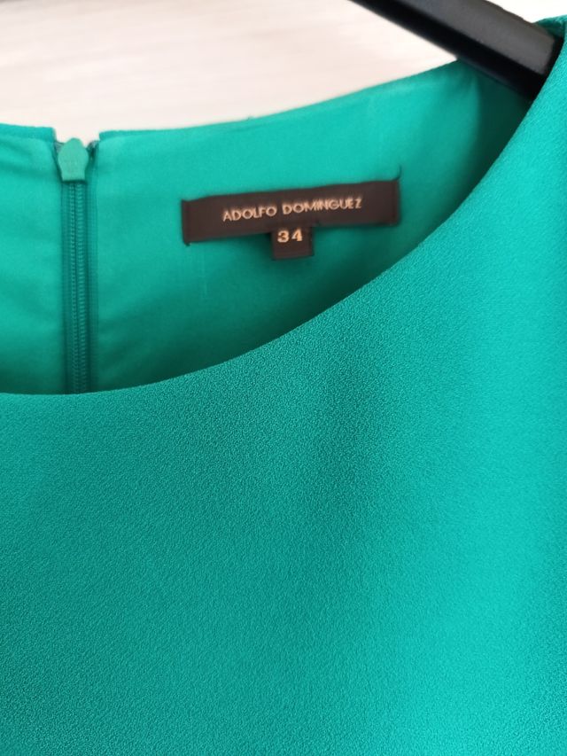 Adolfo Dominguez abito elegante