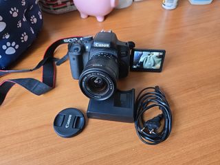CAMARA CANON EOS 750D