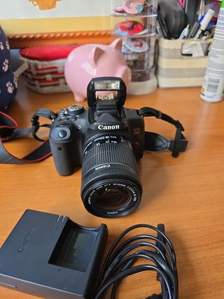 CAMARA CANON EOS 750D
