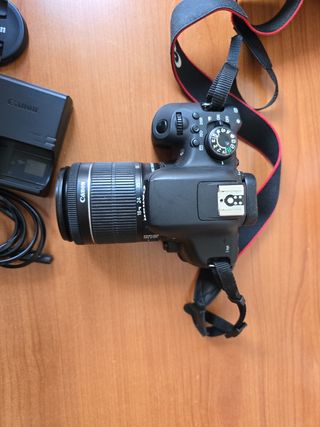 CAMARA CANON EOS 750D