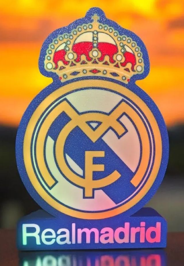 Lámpara Real Madrid personalizada