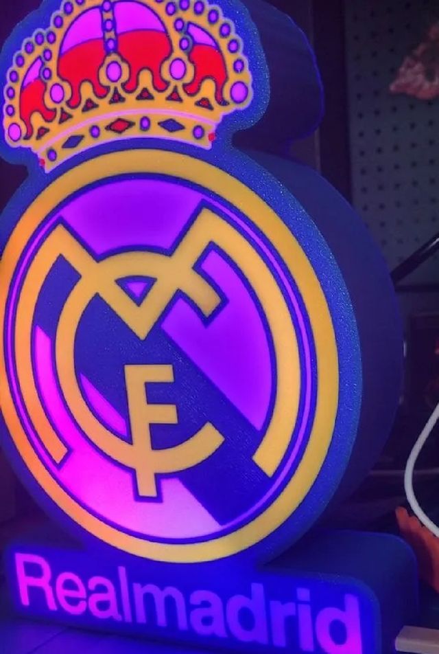 Lámpara Real Madrid personalizada