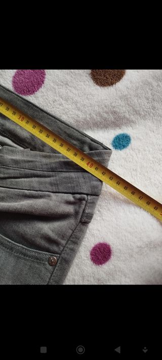 Pantalón gris Vero moda