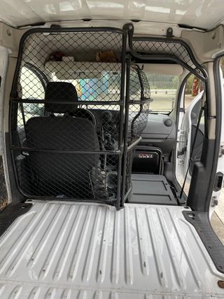 Alquilo furgoneta Citan con chofer por hora