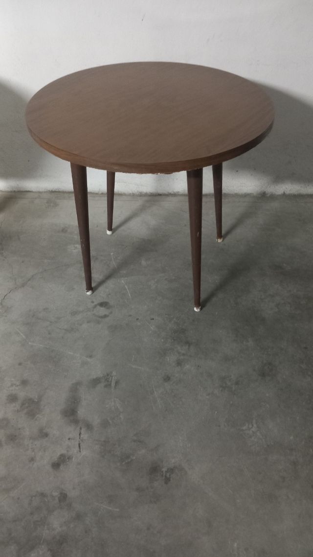 Tavolo vintage in vendita