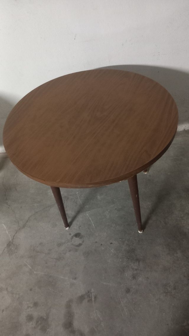 Tavolo vintage in vendita